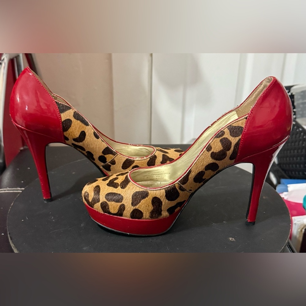 Guess Brown and Red Leopard Print Heels